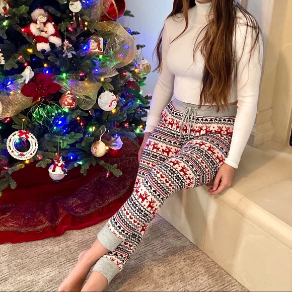 CLEARANCE‼️2 LEFT🎄Holiday Joggers - Picture 7 of 8